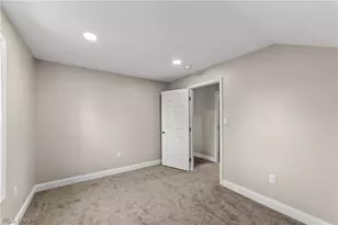 620 Pasadena Ave, Sheffield Lake, OH 44054 - Photo 10