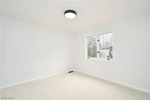 718 Stonecliff Dr, Akron, OH 44313 - Photo 16