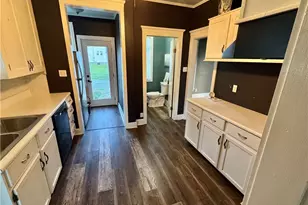 1409 Spring St, Coshocton, OH 43812 - Photo 8