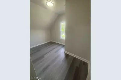 8706 Nevada Avenue, Loveland, OH 44104 - Photo 22