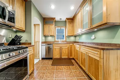 7415 Jameson Road, Parma, OH 44129 - Photo 6