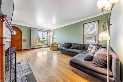 7415 Jameson Road, Parma, OH 44129 - Photo 2