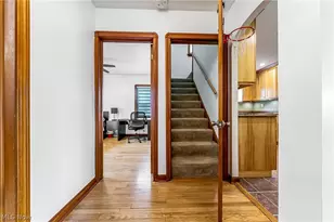7415 Jameson Rd, Parma, OH 44129 - Photo 16