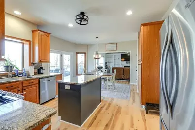 1467 Summer Wood Lane, Uniontown, OH 44685 - Photo 18