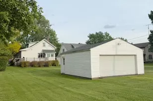 208 W Main St, Port Washington, OH 43837 - Photo 2