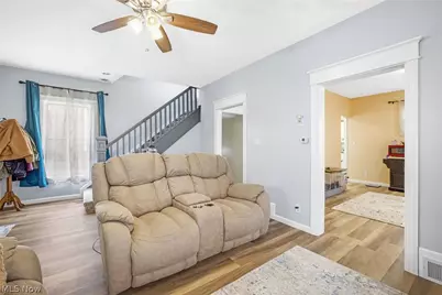 110 E Iron Avenue, Dover, OH 44622 - Photo 6