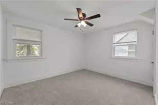 174 E 208th St, Euclid, OH 44123 - Photo 34