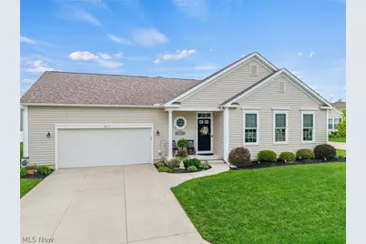 8744 Wakefield Run, North Ridgeville, OH 44039 - Photo 2