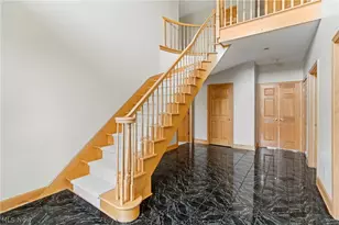 6065 St Elia Ct, Canfield, OH 44406 - Photo 2