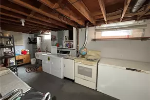 2552 Applegrove St NW, North Canton, OH 44720 - Photo 14