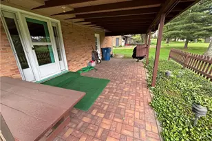 2552 Applegrove St NW, North Canton, OH 44720 - Photo 16