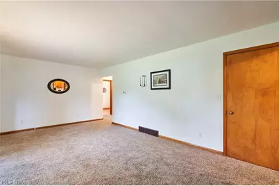 2964 Harris Avenue, Norton, OH 44203 - Photo 8