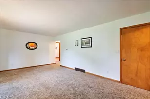 2964 Harris Ave, Norton, OH 44203 - Photo 8