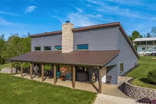 6180 Irish Ridge Rd SE, Corning, OH 43730 - Photo 2
