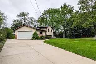 1101 Chaparrel Rd SW, Hartville, OH 44632 - Photo 44