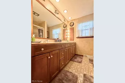 3225 Caprice Drive SW, Warren, OH 44481 - Photo 24