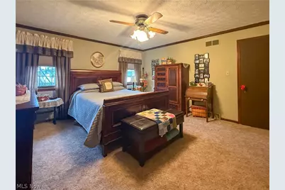 3225 Caprice Drive SW, Warren, OH 44481 - Photo 18