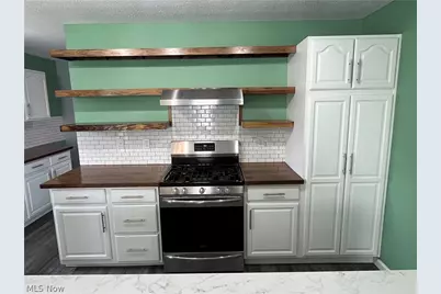 835 Yorkshire Drive, Ravenna, OH 44266 - Photo 10