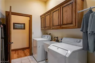 3908 River Rd, Vienna, WV 26105 - Photo 32