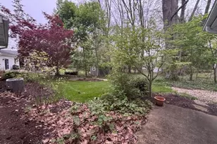 2599 Thurmont Rd, Akron, OH 44313 - Photo 30
