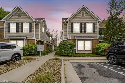 3371 Lenox Village Drive #255, Fairlawn, OH 44333 - Photo 2