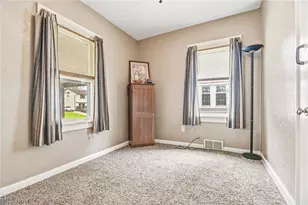 457 9th St, Elyria, OH 44035 - Photo 14