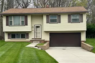 24437 Ridgeline, Huber Heights, OH 44146 - Photo 4