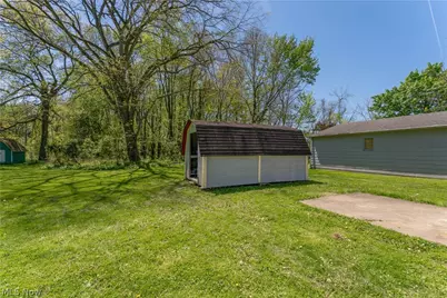 4365 Burkey Road, Austintown, OH 44515 - Photo 32