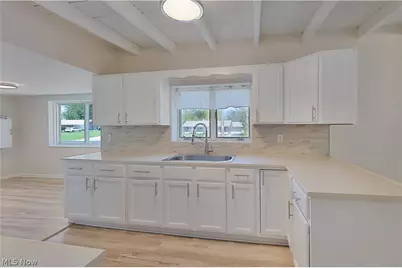 4365 Burkey Road, Austintown, OH 44515 - Photo 6