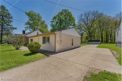 4365 Burkey Road, Austintown, OH 44515 - Photo 4