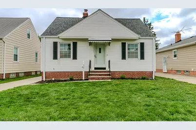 1557 Woodhurst Avenue, Mayfield Heights, OH 44124 - Photo 1