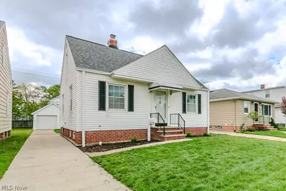 1557 Woodhurst Avenue, Mayfield Heights, OH 44124 - Photo 2