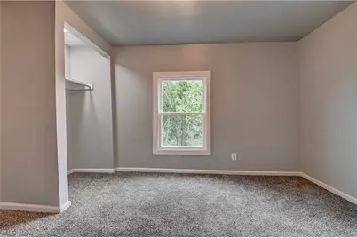 325 W Maryland Avenue, Sebring, OH 44672 - Photo 14