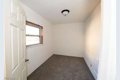 911 N Water Street, Uhrichsville, OH 44683 - Photo 18