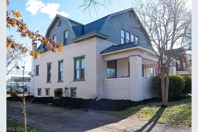 911 N Water Street, Uhrichsville, OH 44683 - Photo 2