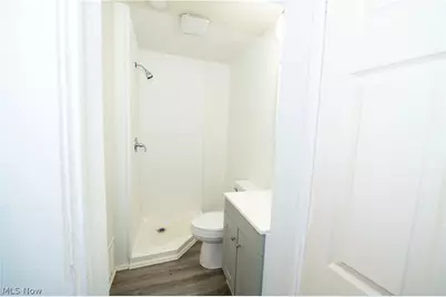 911 N Water Street, Uhrichsville, OH 44683 - Photo 20