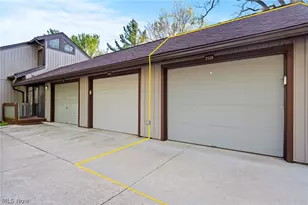 2129 Pinebrook Trail, Cuyahoga Falls, OH 44223 - Photo 6