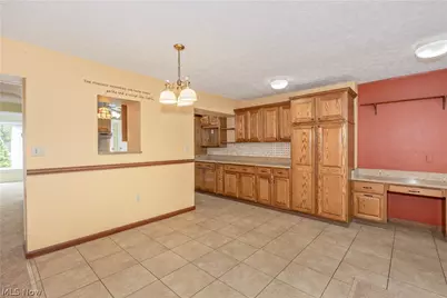4809 Westbourne Road, Lyndhurst, OH 44124 - Photo 14