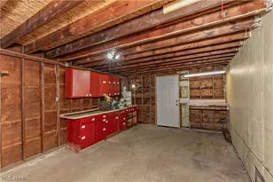 4809 Westbourne Rd, Lyndhurst, OH 44124 - Photo 40