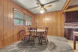 520 Sunset Dr, Hubbard, OH 44425 - Photo 10