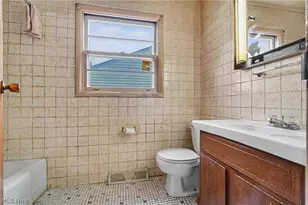 520 Sunset Dr, Hubbard, OH 44425 - Photo 12