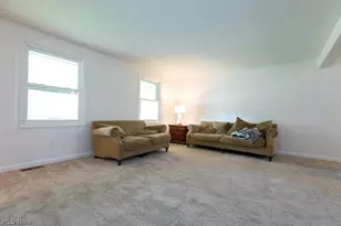 3670 Sea Ray Cove, Aurora, OH 44202 - Photo 8