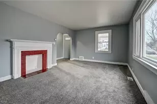 1379 Maryland Ave SW, Canton, OH 44710 - Photo 6