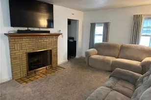 1201 Lakeview Dr, Parkersburg, WV 26104 - Photo 2