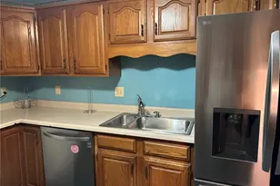 1201 Lakeview Dr, Parkersburg, WV 26104 - Photo 4