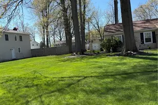 254 Vinewood Dr, Avon Lake, OH 44012 - Photo 2