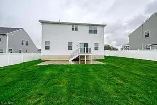 2199 Orchard Cir, Ravenna, OH 44266 - Photo 12