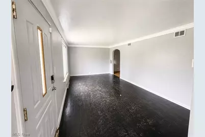 20980 Priday Avenue, Euclid, OH 44123 - Photo 6