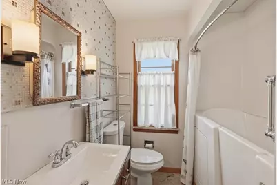 125 Meadowlane Road, Green Hills, OH 44131 - Photo 16