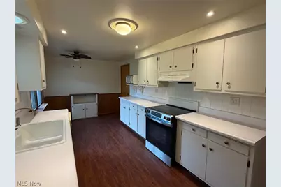 1034 N Pasadena Avenue, Elyria, OH 44035 - Photo 22